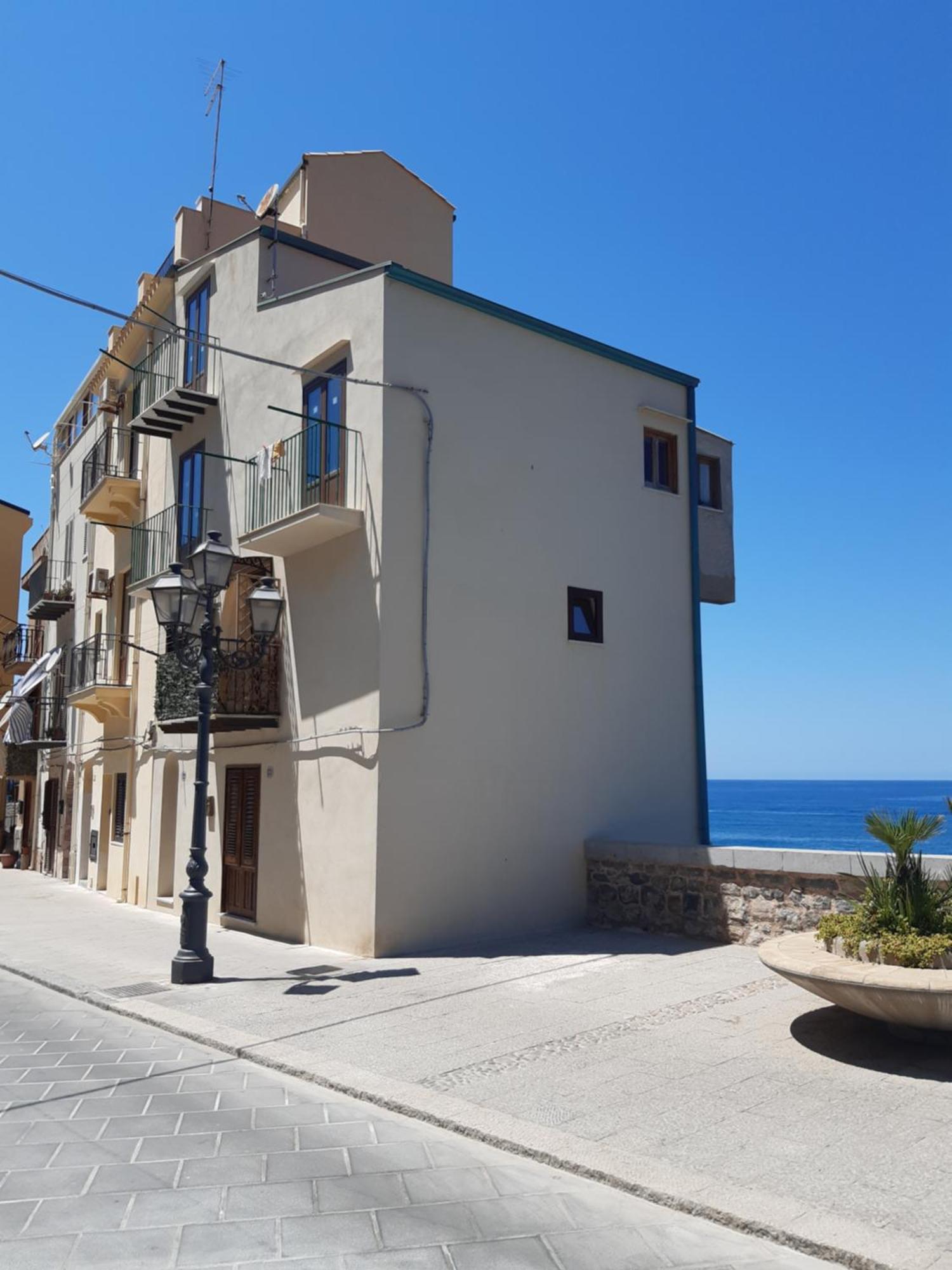 Franco'S Suite Cefalù Kültér fotó